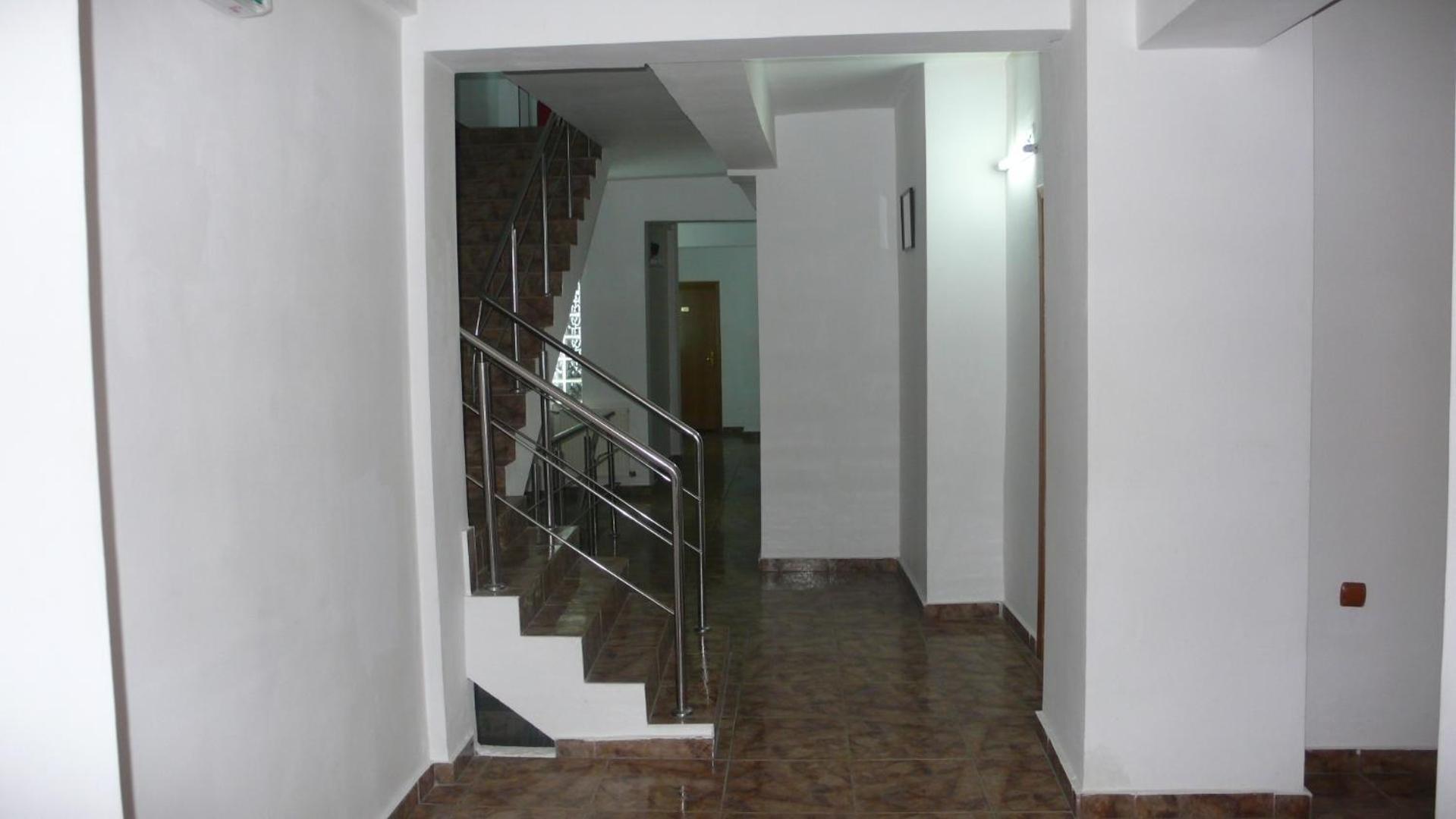 Hotel Uranus Бухарест Экстерьер фото
